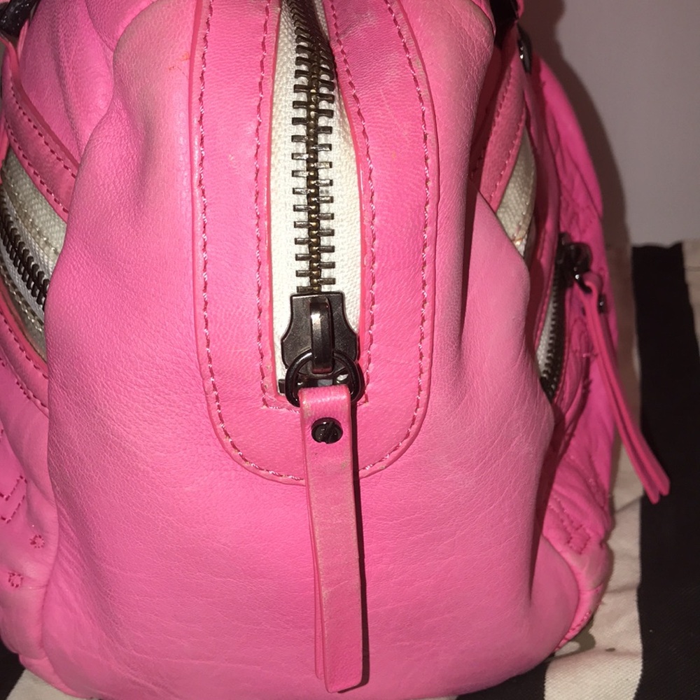 GWEN STEFANI L.A.M.B bag - Picture 4 of 16